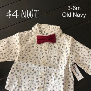 Old navy button up NWT. $6 includes shipping ($2)